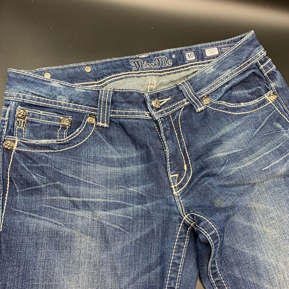 ⭐️Miss Me Jeans. Boot Cut. Size 30 - Picture 3 of 5